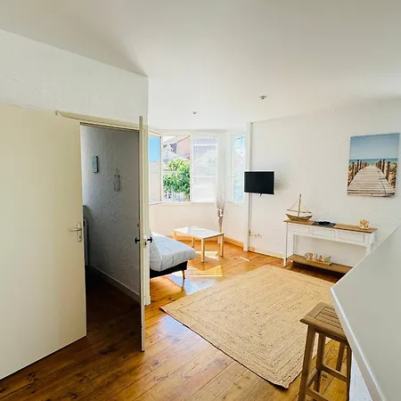 Confort Et Charme A 1 Min De La Apartment *