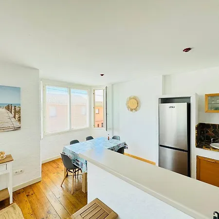 Confort Et Charme A 1 Min De La Apartment